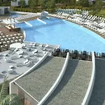 Garden Park Plava Laguna Hotel 4*