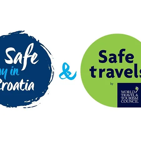 Garden Park Plava Laguna Hotel 4*