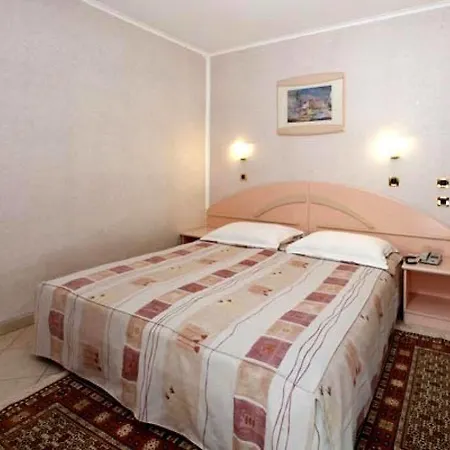 Garden Park Plava Laguna 4*