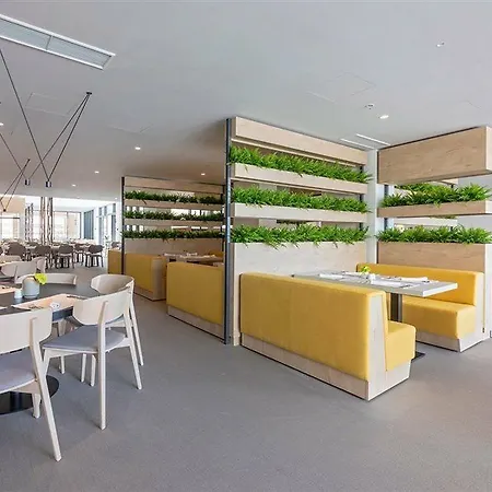 Garden Park Plava Laguna 4* بوريتش