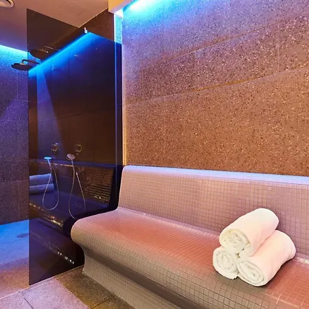 Garden Park Plava Laguna Hotel 4*