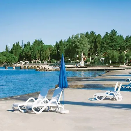 Hotel Garden Park Plava Laguna 4*