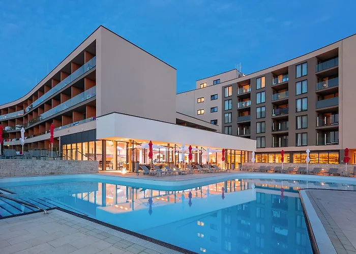 Garden Park Plava Laguna Hotel 4*